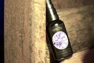 VIOLET IS THE NEW BLACK - fluid | Florentine Velikost: 30g