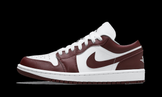 Air Jordan 1 Low Team Red (W) Velikost: 42.5
