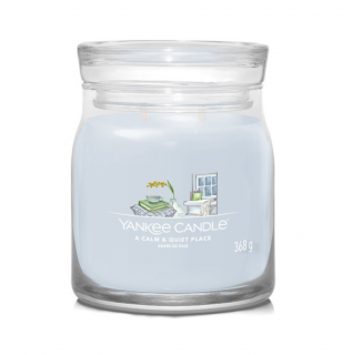 Vonná svíčka CALM  QUIET PLACE Yankee Candle Signature střední - 368 g (Vonná svíčka CALM  QUIET PLACE Yankee Candle Signature střední - 368 g)