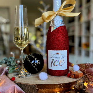 Bohemia Sekt Ice červený glitter 11 %, 0,75l