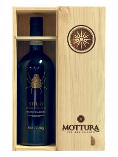 Primitivo Di Manduria STILIO DOC - Limited Edition 2021 Dřevěná Kazeta