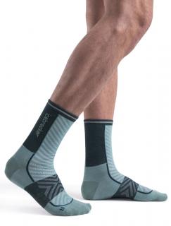 ICEBREAKER Mens Merino Run+ Ultralight Crew, Cloud Ray/Fathom Green velikost: 39-41,5 (S)