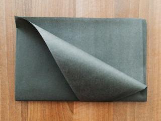 Nažehlovací trhací materiál - černý 1m x 1m