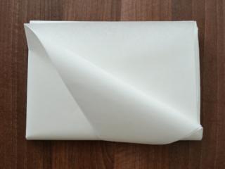 Podkladový trhací materiál bílý 1x1m