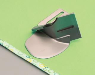 Příslušenství Baby Lock - Aplikátor šikmého proužku na jednoducho 40 mm (coverlocky, kombinace)