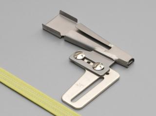 Příslušenství Baby Lock - Přípravek pro skládání poutka 3/4" (coverlocky, kombinace)