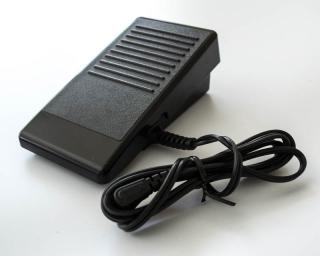 Příslušenství Brother - pedál pro starší elektronické stroje