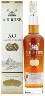 A. H. Riise 1888 Gold Medal Rum 40% 0,7 l (karton)