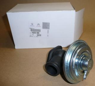 EGR ventil pro motory 2.2HDi 16V, originál Citroen, v modelu C5 (1628NN, Peugeot, 722888020)