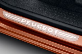 Sada dvou prahových lišt vzhledu kartáčovaného nerezu pro Peugeot Rifter a Partner  (9419F1)