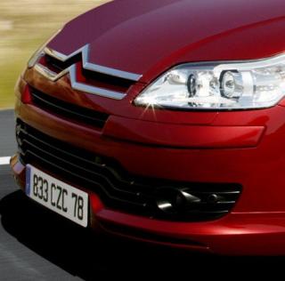 Zimní štít pro C4 první generace - originál Citroen (7429G4)