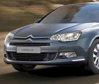 Zimní štít pro C5 X7 , spodní - originál Citroen (7429G7, clona chladiče)