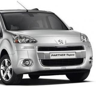 Zimní štít pro Peugeot Partner po faceliftu (do r. 2014, Tepee)S2