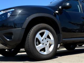 Lemy blatniku Dacia Duster 2010-