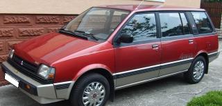 lemy blatniku Mitsubishi Space Wagon (1984-1991)