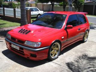 lemy blatniku Nissan Sunny 1991-1996 (N14,Y10)