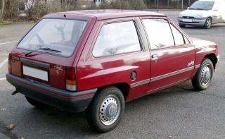 lemy blatniku Opel Corsa 1983-1993