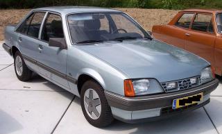 lemy blatniku Opel Record E 1978-1986 (Vauxhall Carlton)