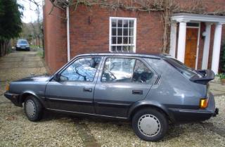 lemy blatniku Volvo 340/360 1976-1992