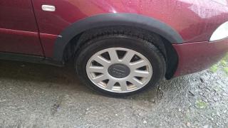 Plastové lemy blatníků Audi A4 5dv. combi  1994-2000