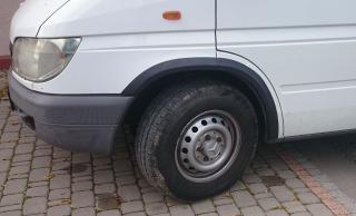 Plastové  lemy blatníku Mercedes Sprinter, VW LT 1995-2005