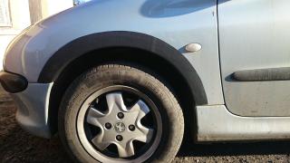 Plastové lemy blatníku Peugeot 206  3dveř. 1998-2007