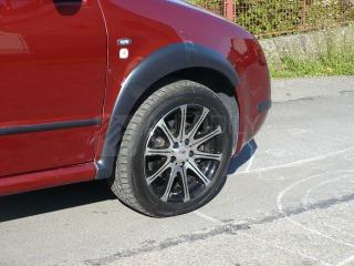 plastové lemy blatniku Škoda Fabia (1999-2007)
