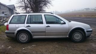 Plastové lemy blatníků VW Golf IV Combi 1999-2005