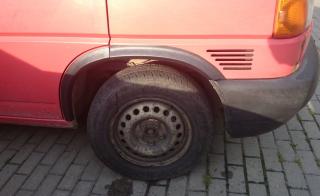 Plastové lemy blatníku VW Transporter, T4, Caravelle 1990-2003
