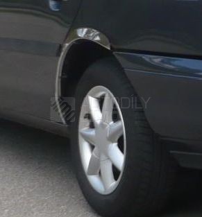 zadní lemy blatníku Ford Mondeo 1993-1996