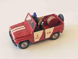 UAZ 469 Hasič - 1:43 SOUKROMÝ INZERAT  UAZ 469 Hasič -1:43 - model auta