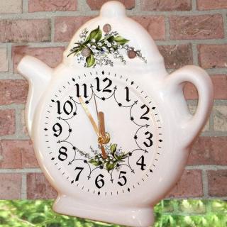 Porcelánové hodiny - konvalinky (šířka - 22 cm, výška - 25 cm)