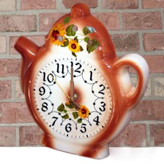 Porcelánové hodiny - slunečnice (šířka - 22 cm, výška - 25 cm)