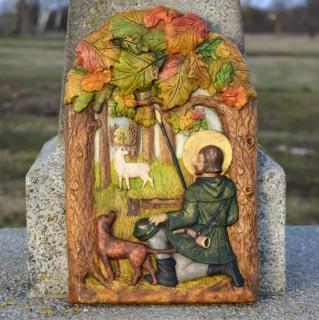 Sv. Hubert pod dubem - plastika 38 cm  (Patron lovců, myslivců a loveckých psů)