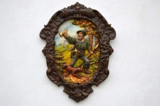 Svatý Hubert - myslivecký motiv - plastika výška 44 cm  (Patronem myslivců a střelců)