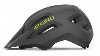 Cyklistická helma GIRO Fixture II Mat Warm Black Velikost: Uni