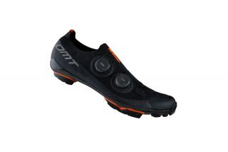 MTB cyklistické tretry DMT KM0 Black/Black Velikost boty: 43