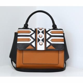 Guess dámská kabelka VC641618 - cognac multi
