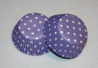 Papírové košíčky na muffiny - puntíkované fialové 48 ks