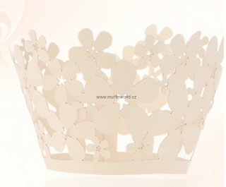 Vyřezávané košíčky - květinky bílé 12 ks