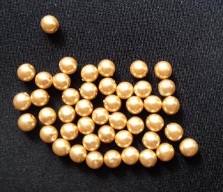 Voskové perle 6mm zlatá