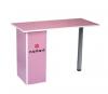 Růžový kosmetický stolek