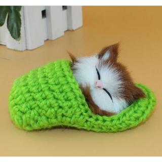 Interaktivní kočička v pantofli mňoukající zelená