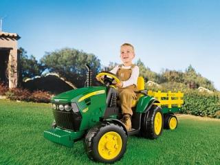 Elektrický traktor John Deere 12V Peg Pérego 0047