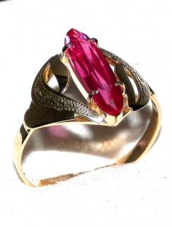 zlatý prsten s rubínem 226040109r