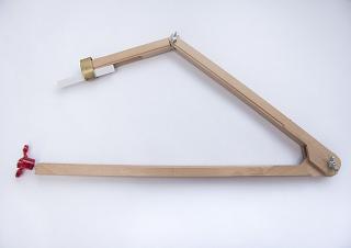 Kružidlo dřevěné s magnetem na křídu 50 cm