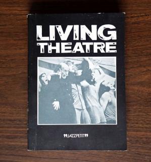 LIVING THEATRE - kniha / bazar