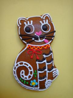 ZDOBENÝ PERNÍK - ZVÍŘÁTKA + varianty  Medový perník. Ruční práce. Handicraft. Obchodní název: Kočka PB 30 g (přírodní barviva)