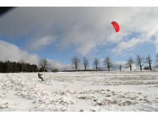 Vánoční dárková poukázka - intenzivní 2denní kurz snowkitingu