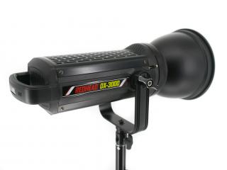 REDHEAD DX-3000 studiové COB LED světlo (5600K) Bowens mount